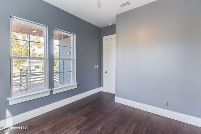 627 Magnolia Street, Gulfport, MS 39507