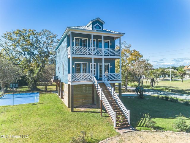 627 Magnolia Street, Gulfport, MS 39507