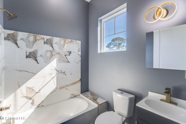 627 Magnolia Street, Gulfport, MS 39507