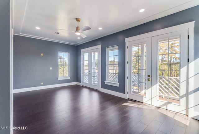 627 Magnolia Street, Gulfport, MS 39507