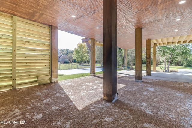 627 Magnolia Street, Gulfport, MS 39507