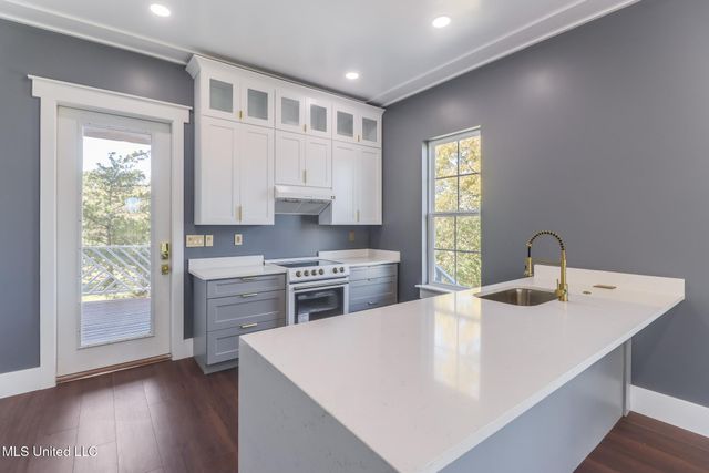 627 Magnolia Street, Gulfport, MS 39507