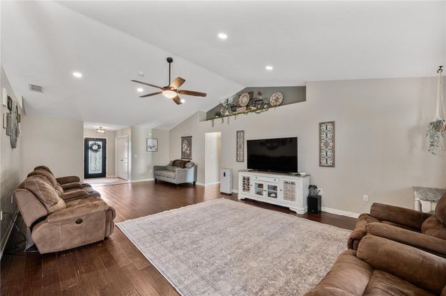 2752 HIGHLANDS CREEK DRIVE, Lakeland, FL 33813
