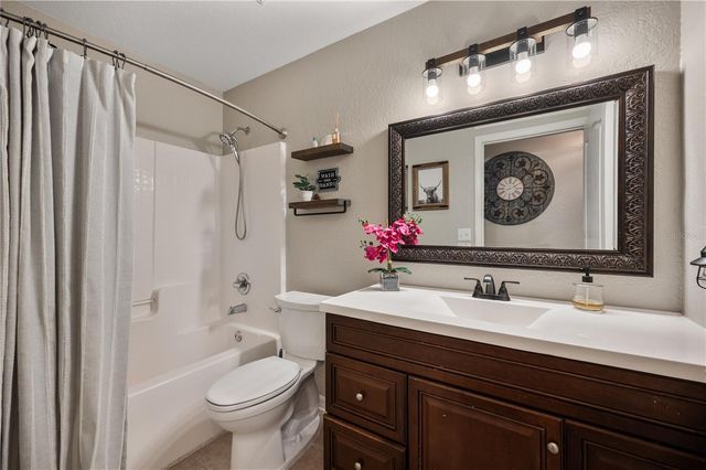 2752 HIGHLANDS CREEK DRIVE, Lakeland, FL 33813