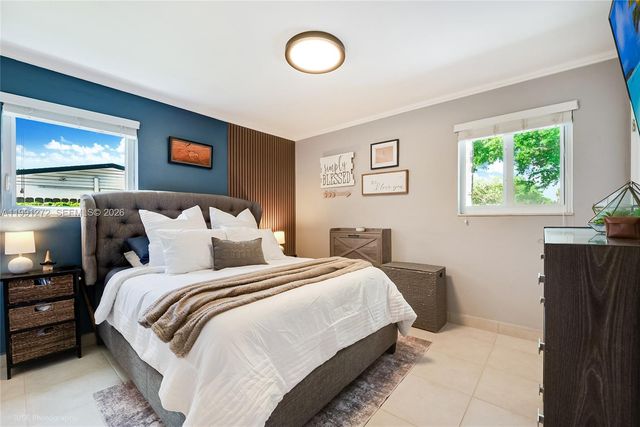 8535 SW 97th Rd, Miami, FL 33173