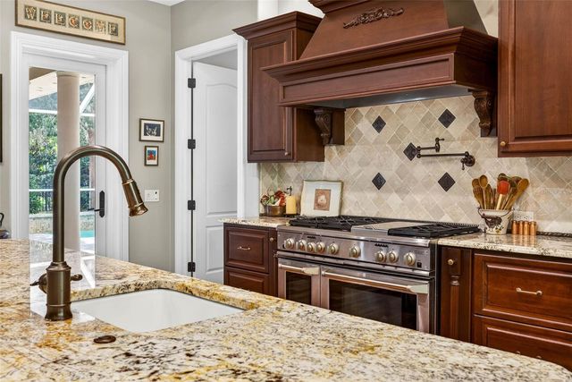 12010 HARDAMAN PLACE, Tampa, FL 33618