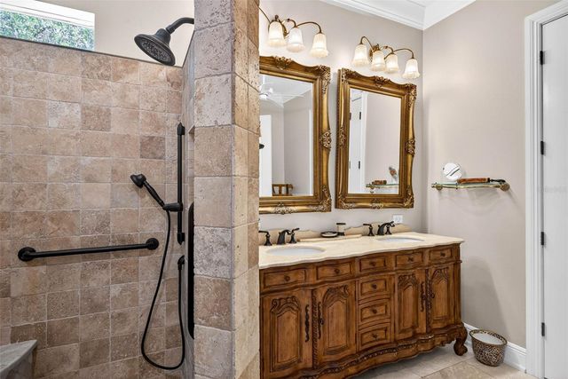 12010 HARDAMAN PLACE, Tampa, FL 33618