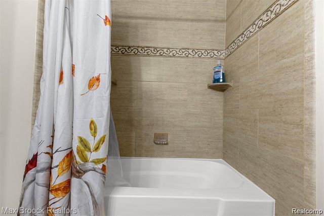 43530 Westminister Way, Canton, MI 48187