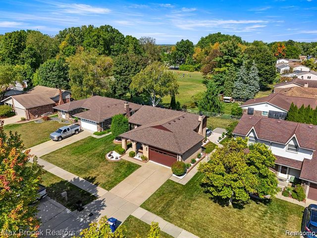 43530 Westminister Way, Canton, MI 48187