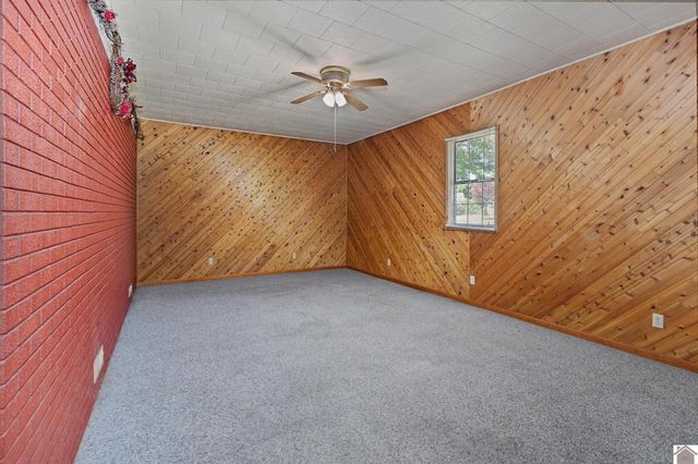 125 Grogan Circle, Paducah, KY 42003