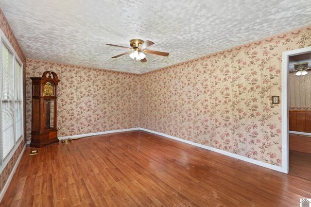 125 Grogan Circle, Paducah, KY 42003
