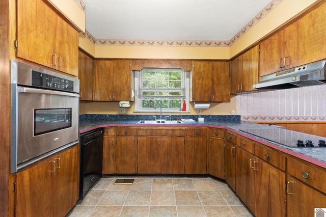 125 Grogan Circle, Paducah, KY 42003