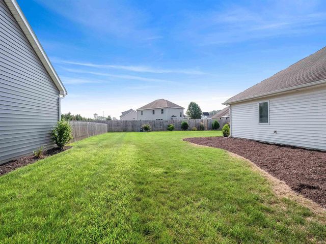 1658 Pinelock Court, New Haven, IN 46774