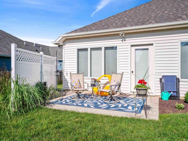 1658 Pinelock Court, New Haven, IN 46774