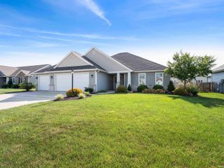 1658 Pinelock Court, New Haven, IN 46774