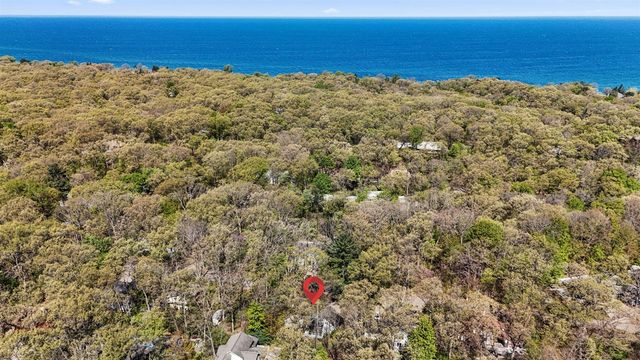 4175 Creek Drive, New Buffalo, MI 49117