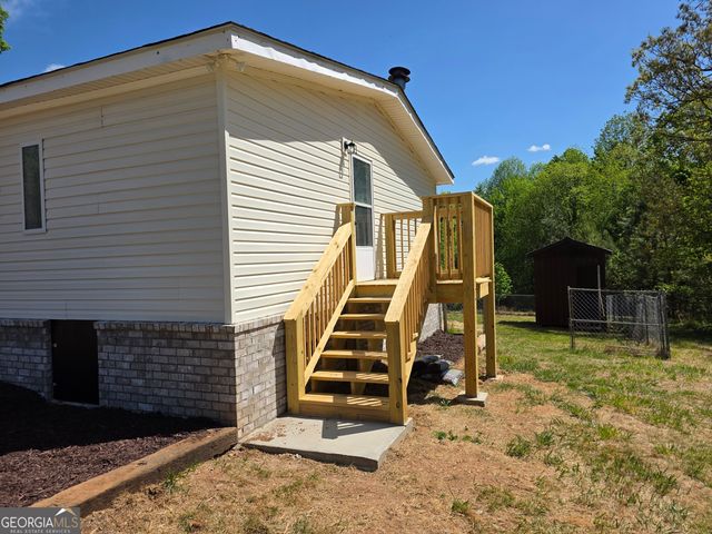 200 Ruby Wooten Road, Clarkesville, GA 30523