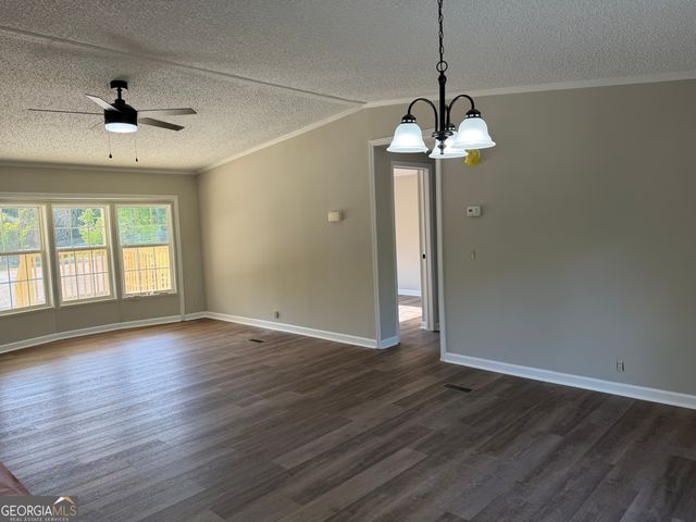 200 Ruby Wooten Road, Clarkesville, GA 30523