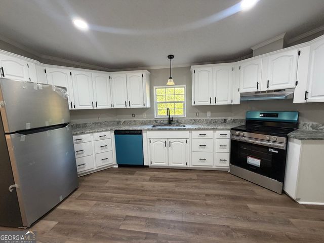 200 Ruby Wooten Road, Clarkesville, GA 30523