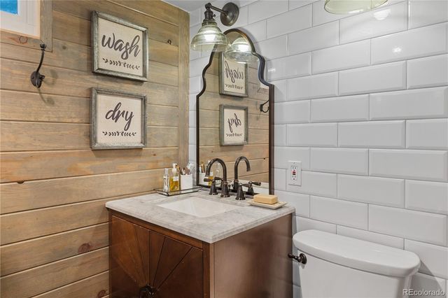 544 W Easter Avenue, Littleton, CO 80120
