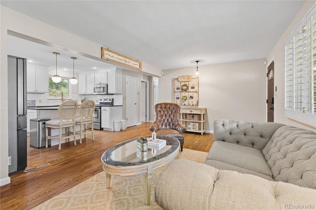 544 W Easter Avenue, Littleton, CO 80120