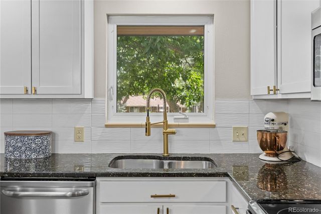 544 W Easter Avenue, Littleton, CO 80120