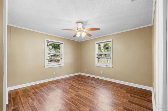 5417 San Miguel St, Milton, FL 32583