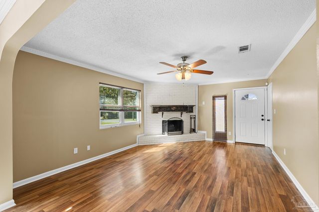 5417 San Miguel St, Milton, FL 32583