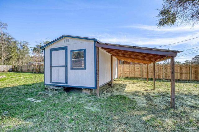 5417 San Miguel St, Milton, FL 32583