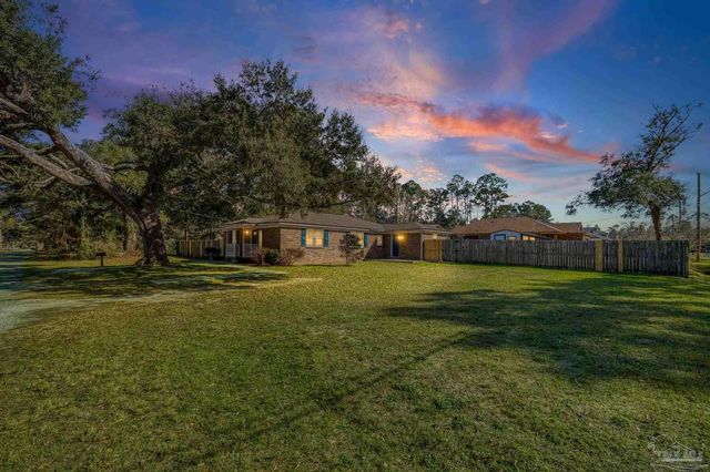 5417 San Miguel St, Milton, FL 32583