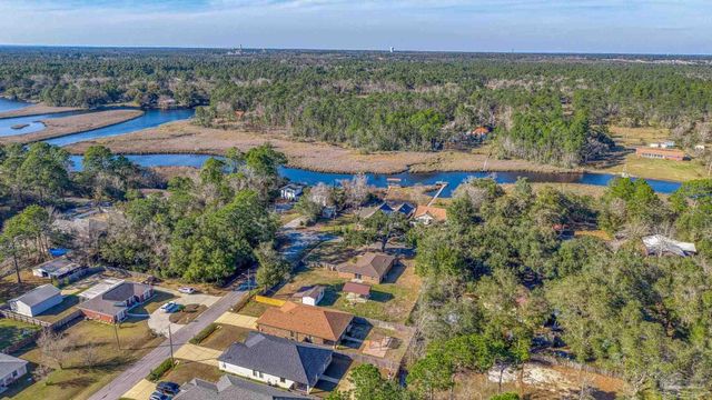 5417 San Miguel St, Milton, FL 32583