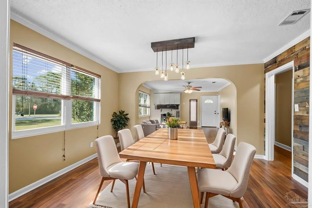 5417 San Miguel St, Milton, FL 32583