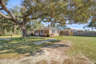 5417 San Miguel St, Milton, FL 32583