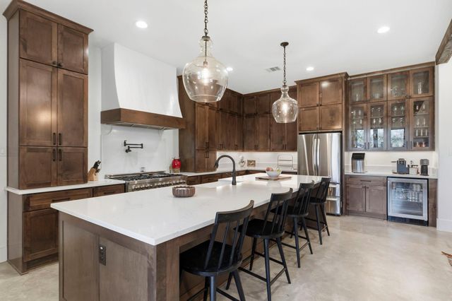 26211-2 Crown Ranch Boulevard, Montgomery, TX 77316