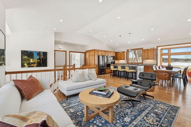 5517 Dickson Road, Minnetonka, MN 55345