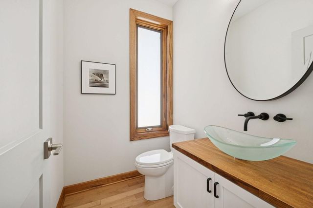 5517 Dickson Road, Minnetonka, MN 55345