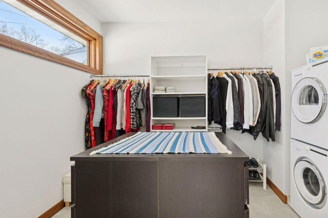 5517 Dickson Road, Minnetonka, MN 55345