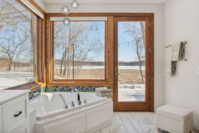 5517 Dickson Road, Minnetonka, MN 55345