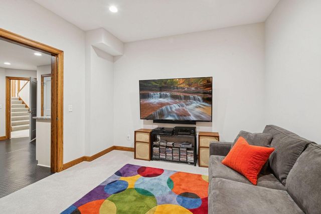 5517 Dickson Road, Minnetonka, MN 55345