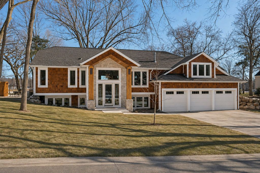 5517 Dickson Road, Minnetonka, MN 55345 — photo 2
