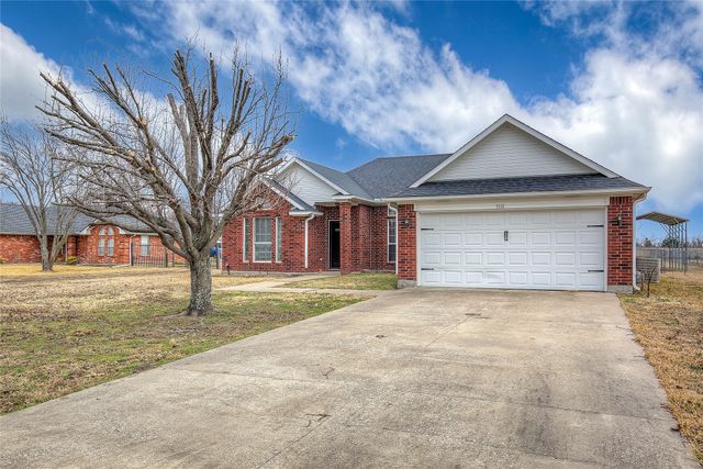5113 Creek Crossing Drive, Greenville, TX 75402