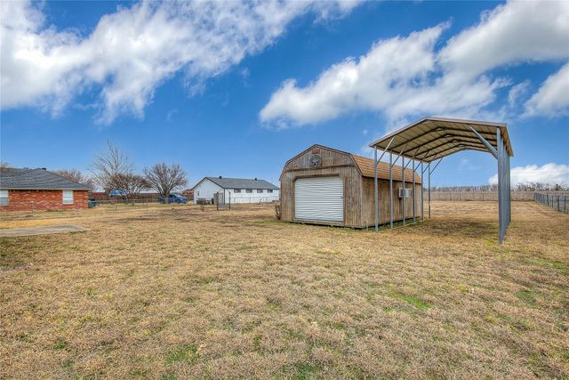 5113 Creek Crossing Drive, Greenville, TX 75402