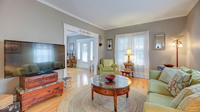 142 Prospect Avenue, Gloversville, NY 12078