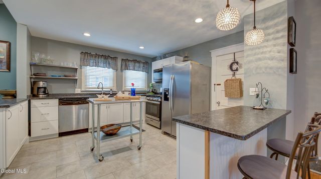 142 Prospect Avenue, Gloversville, NY 12078