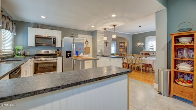 142 Prospect Avenue, Gloversville, NY 12078