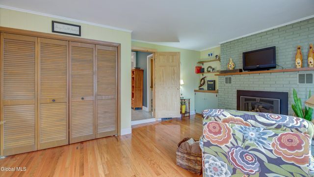 142 Prospect Avenue, Gloversville, NY 12078