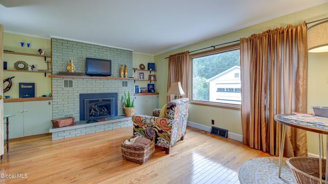 142 Prospect Avenue, Gloversville, NY 12078