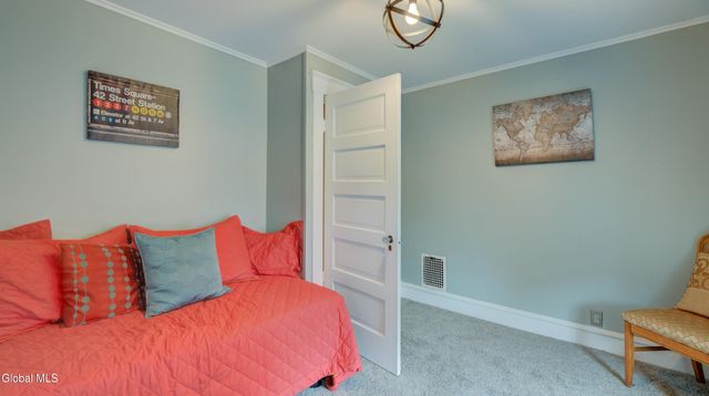 142 Prospect Avenue, Gloversville, NY 12078