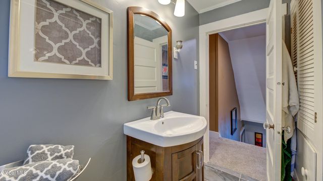 142 Prospect Avenue, Gloversville, NY 12078