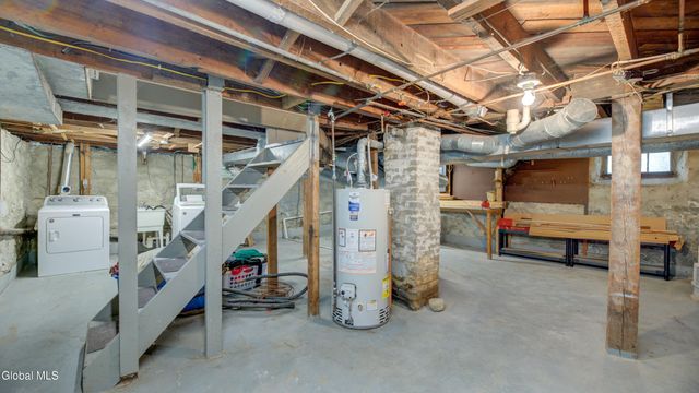 142 Prospect Avenue, Gloversville, NY 12078